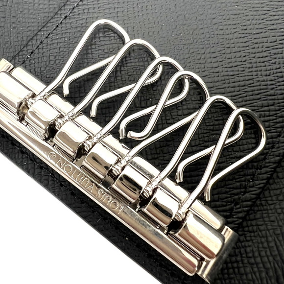 LOUIS VUITTON Multicle 6 Damier Graphite N62662 CT4137 Key Case Men's - Picture 8 of 9